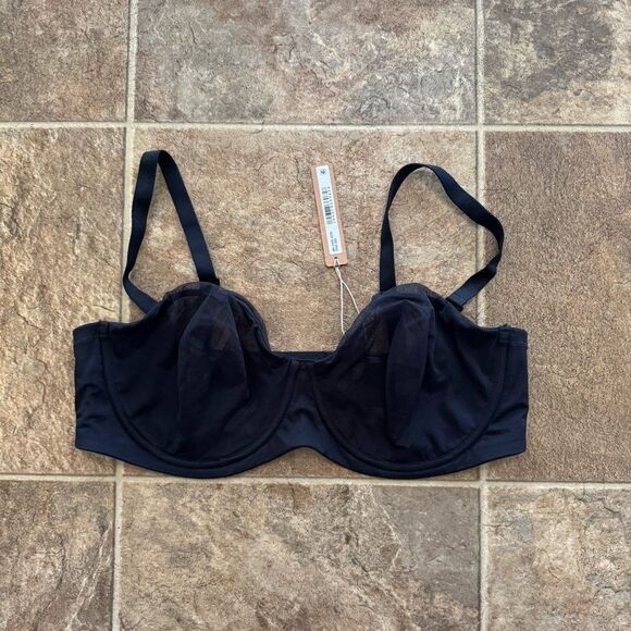 Skims Ultra Fine Mesh Strapless Bra Onyx Size 38D - Picture 1 of 8